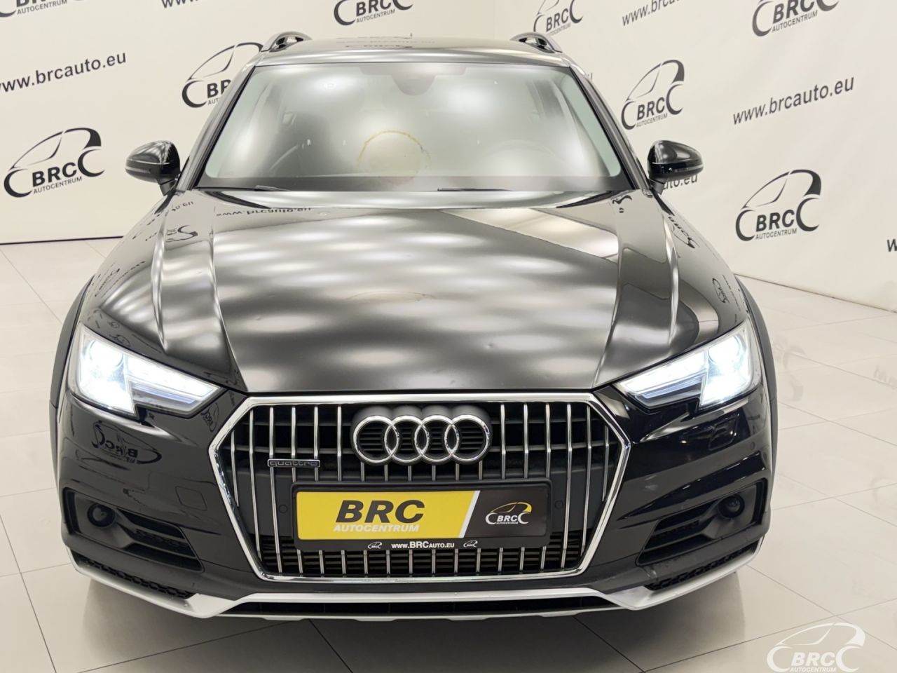 Audi A4 | 44