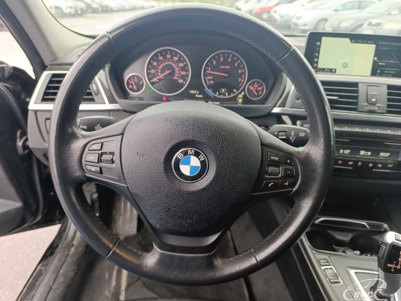 BMW 320 | 14
