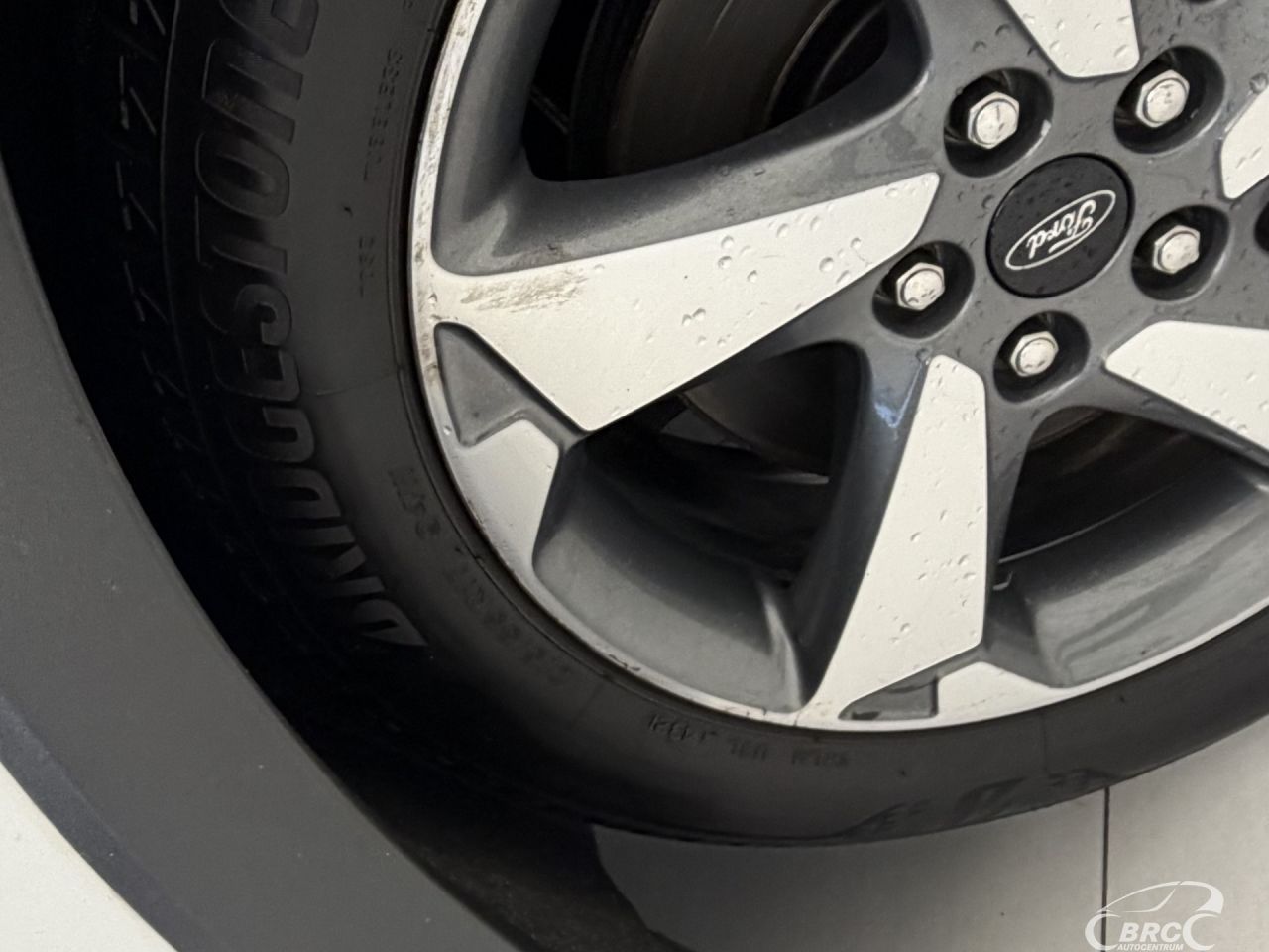 Ford Focus | 38
