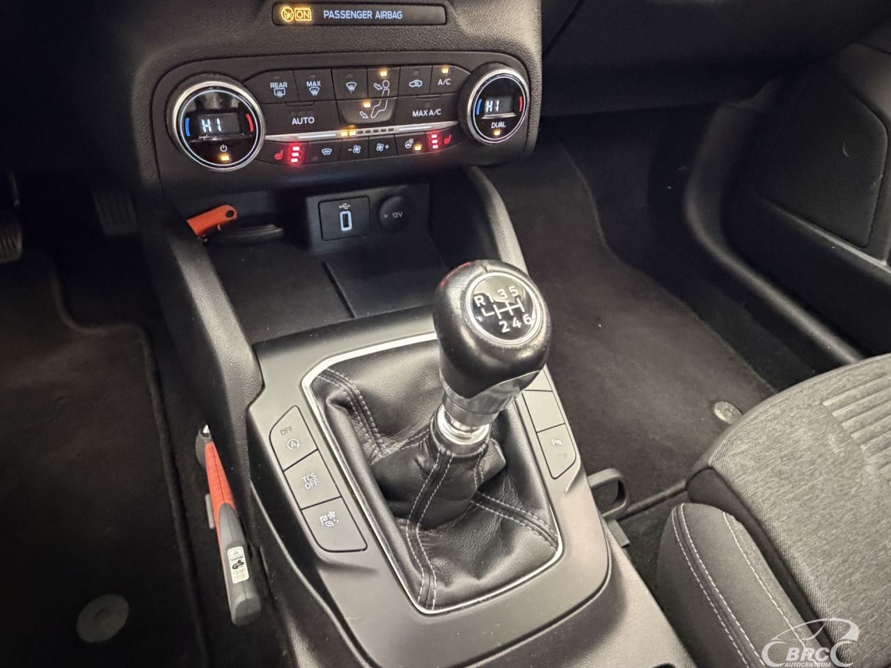 Ford Focus | 23