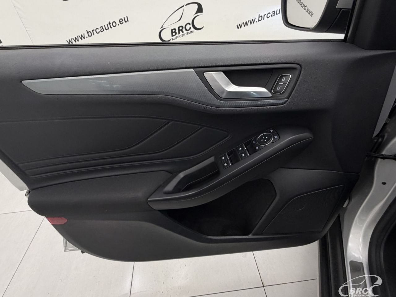 Ford Focus | 19