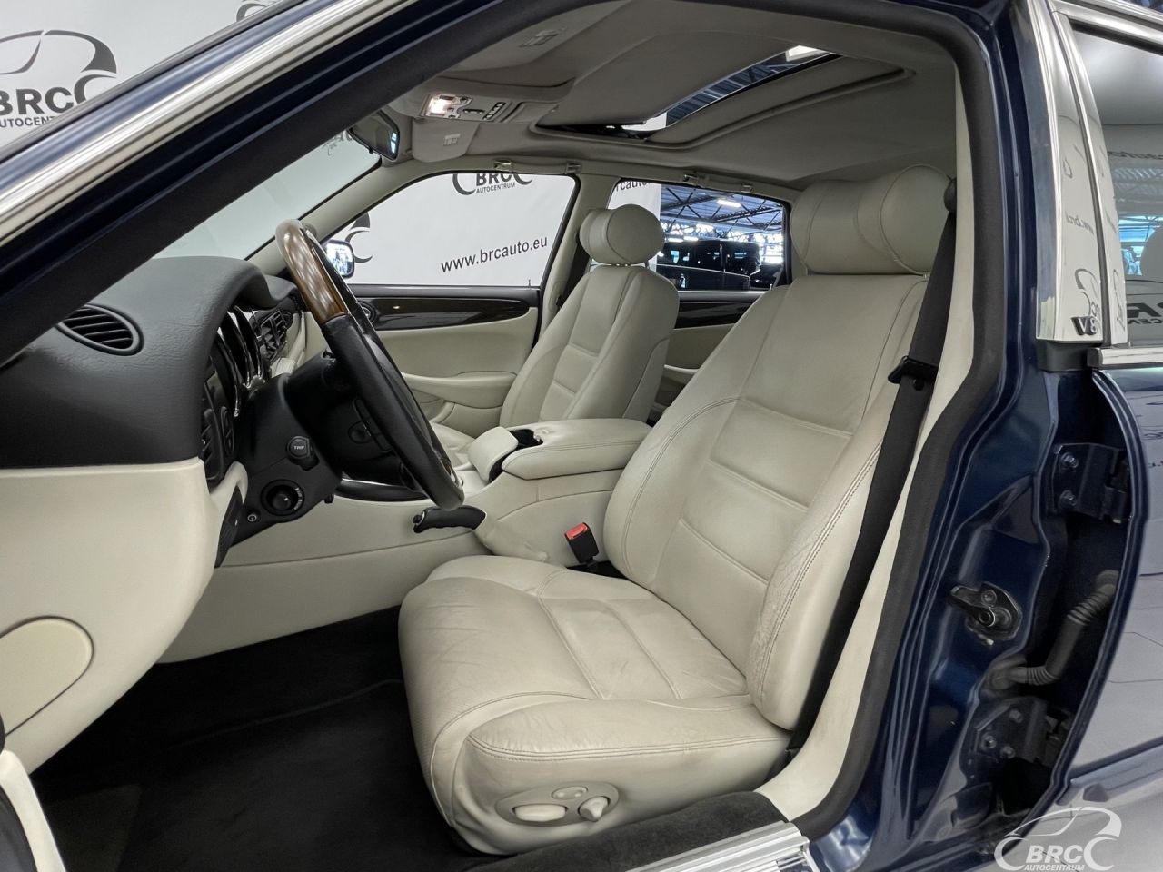 Jaguar XJR | 21