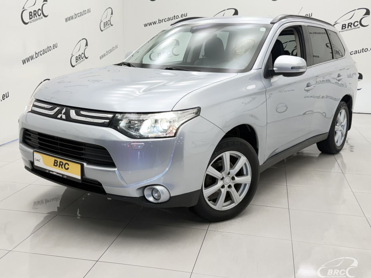 Mitsubishi Outlander | 52