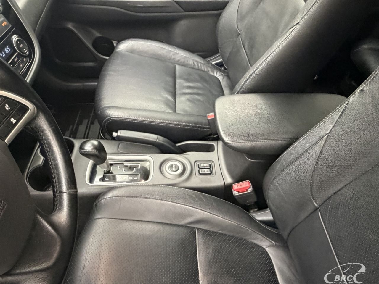 Mitsubishi Outlander | 22
