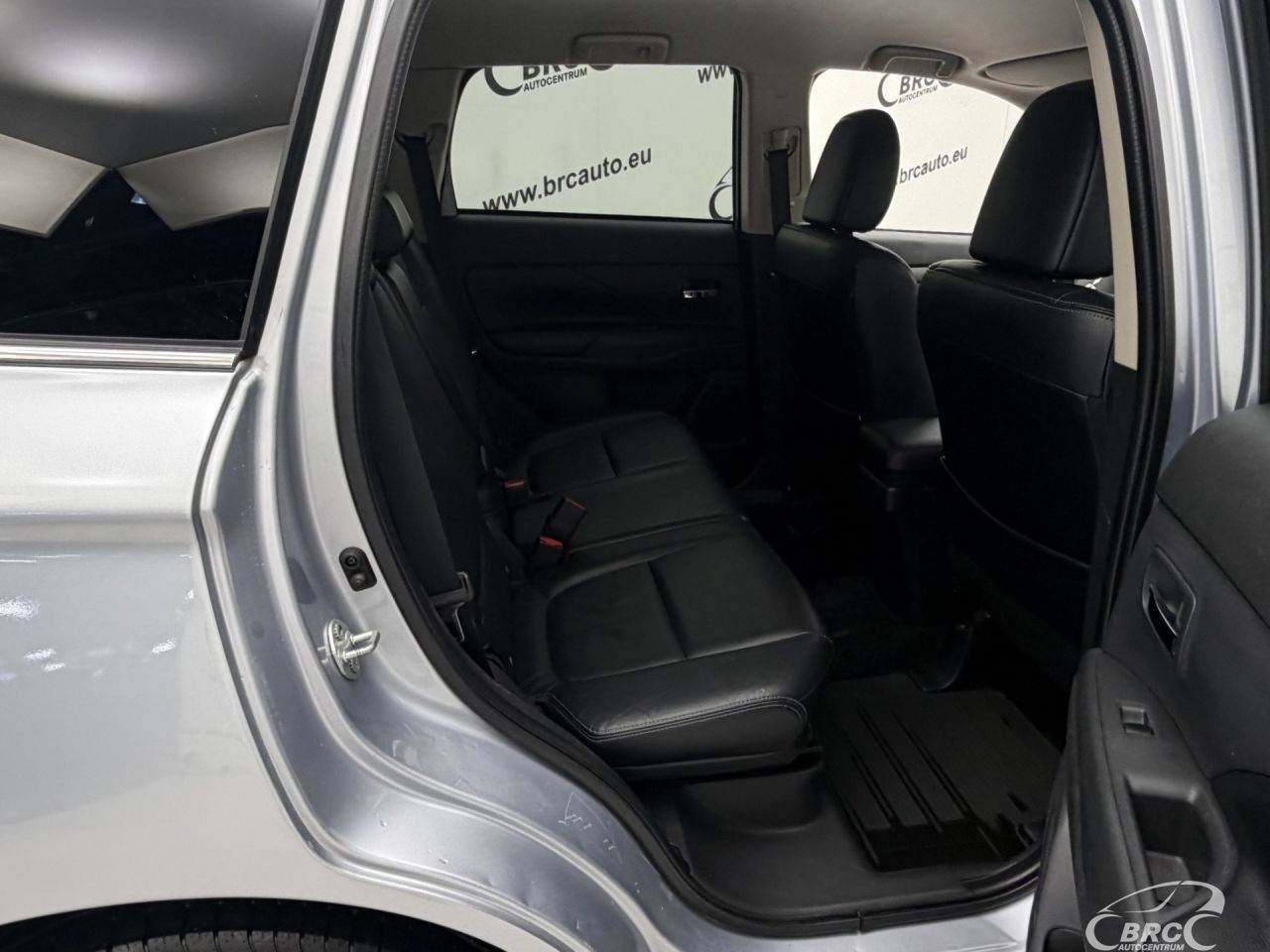 Mitsubishi Outlander | 8