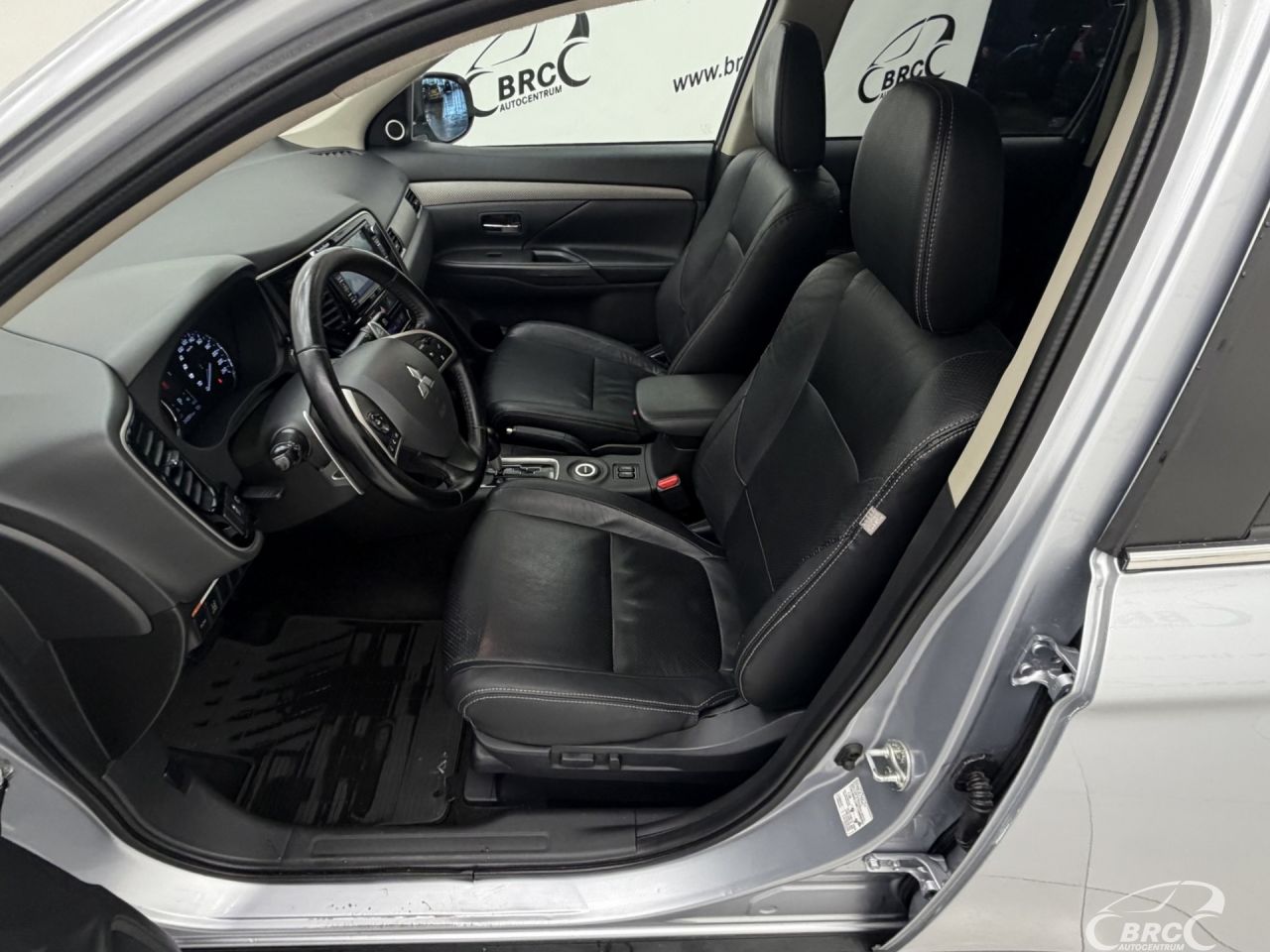 Mitsubishi Outlander | 19