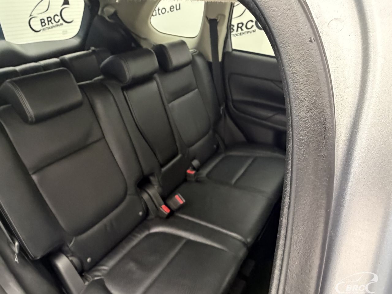 Mitsubishi Outlander | 9