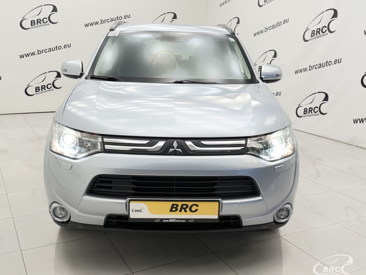Mitsubishi Outlander | 53