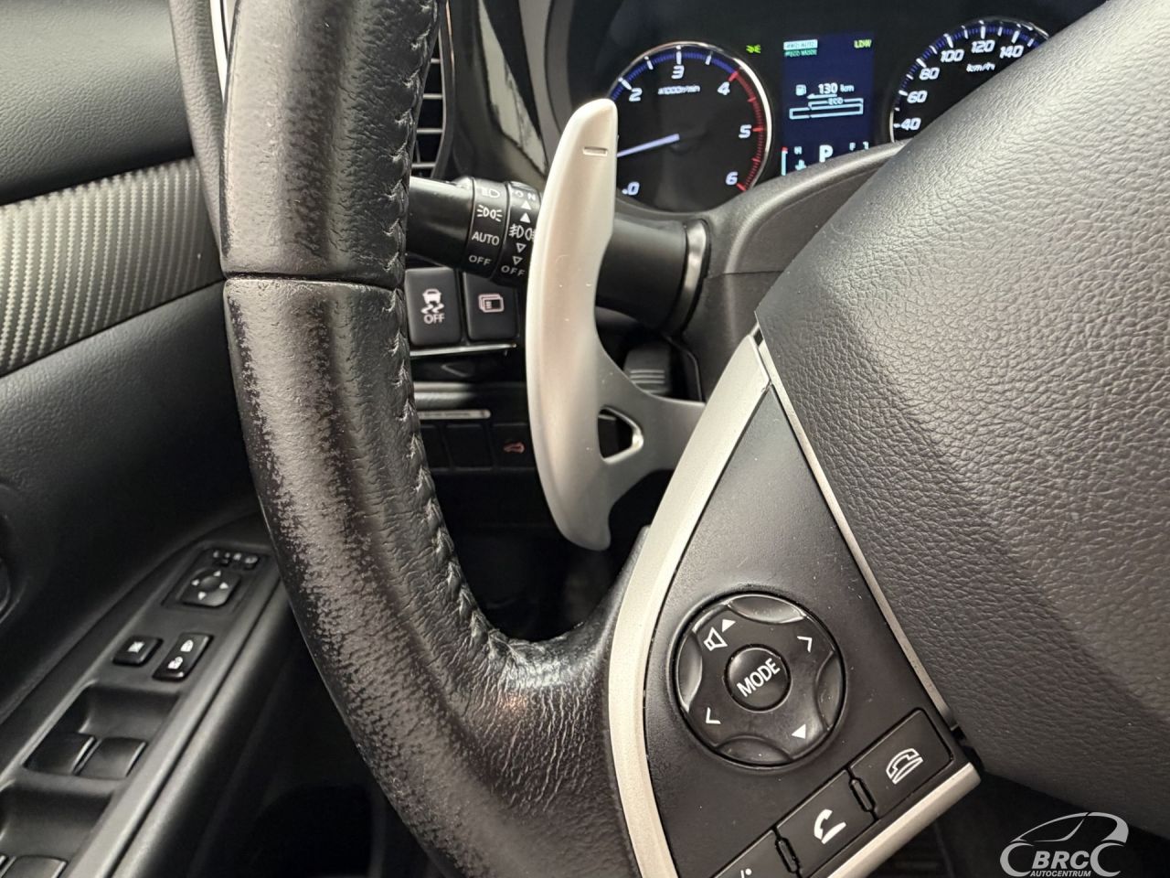 Mitsubishi Outlander | 30