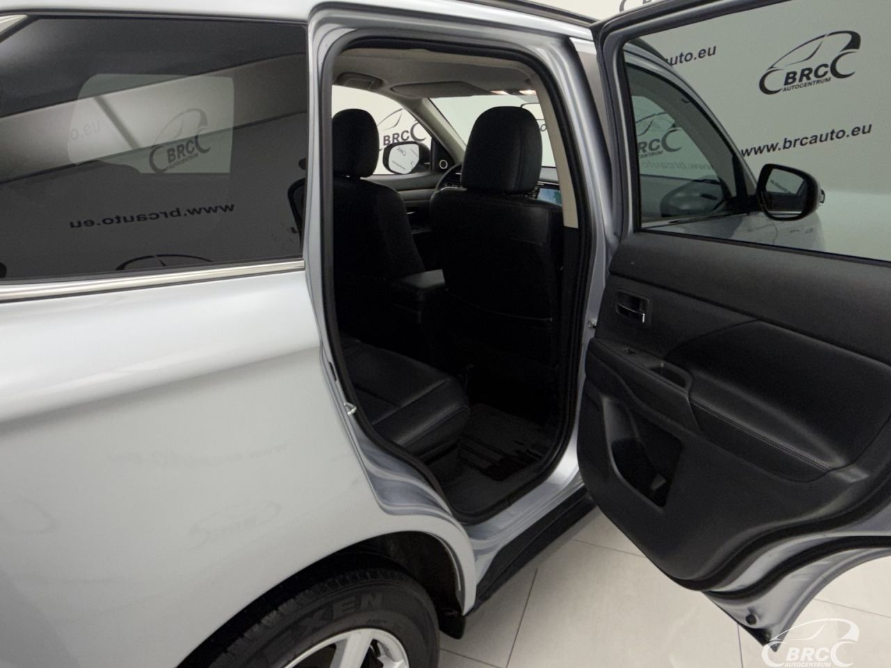 Mitsubishi Outlander | 10
