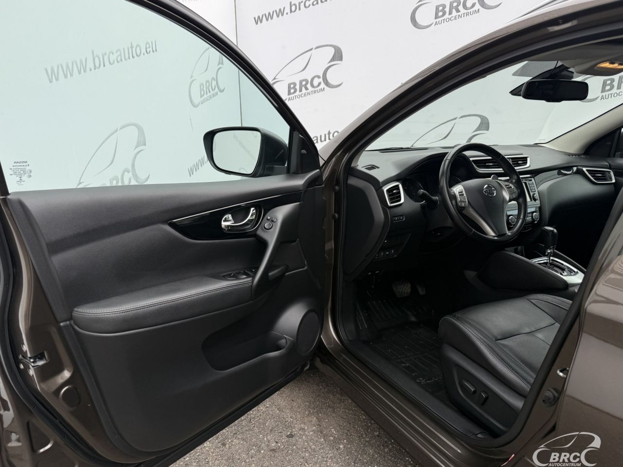 Nissan Qashqai | 16