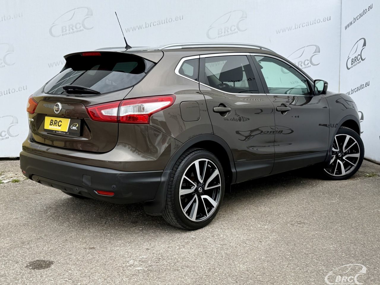 Nissan Qashqai | 1