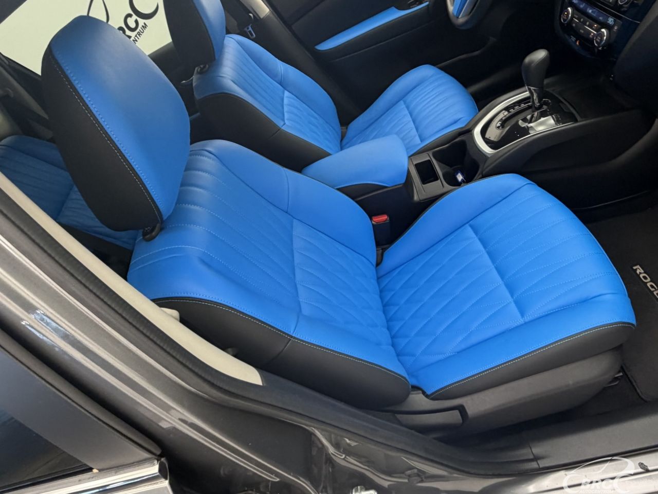 Nissan Rogue | 4