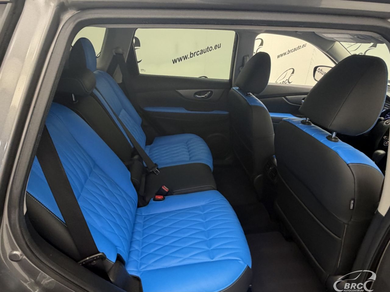Nissan Rogue | 10