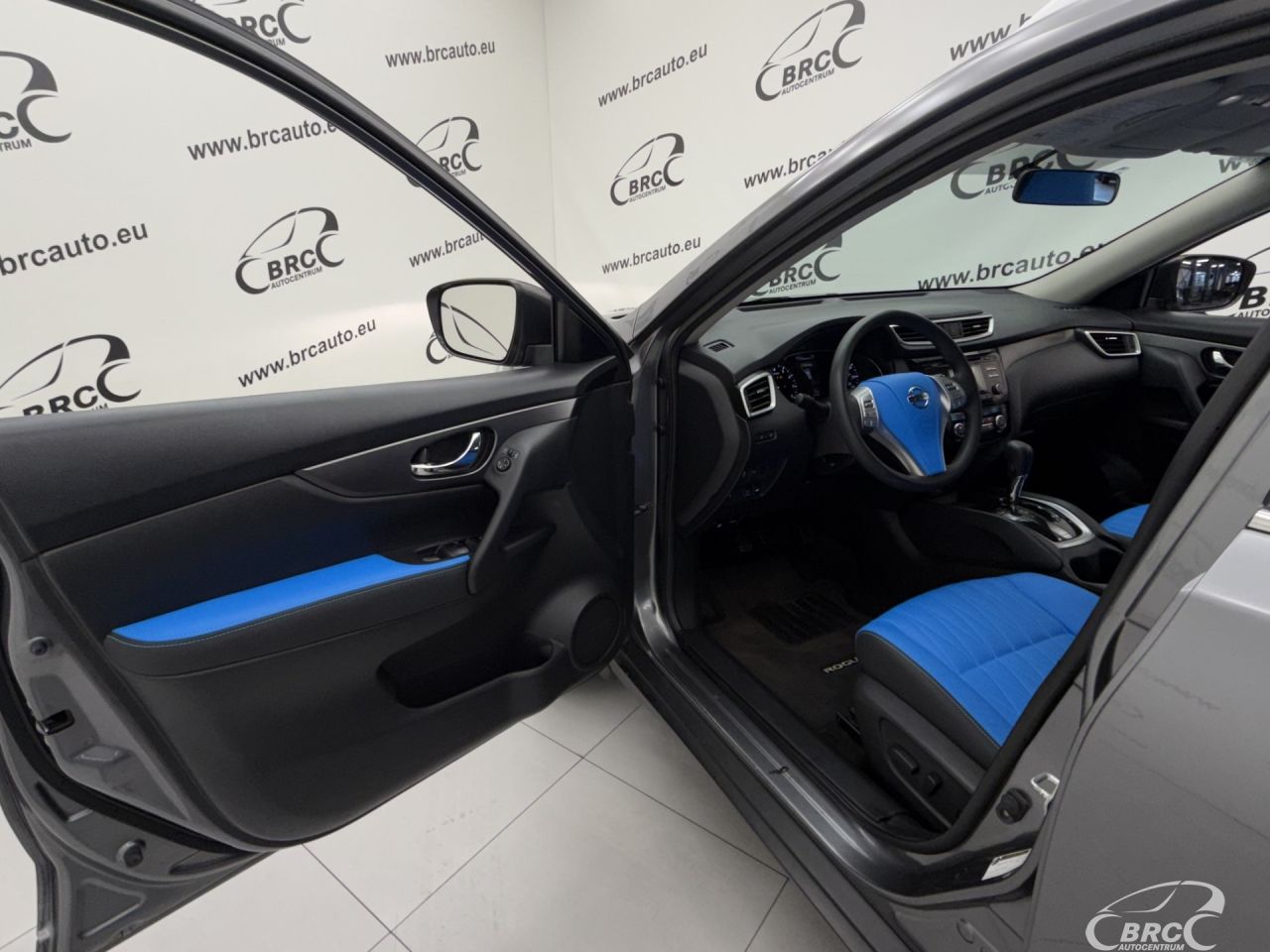 Nissan Rogue | 17
