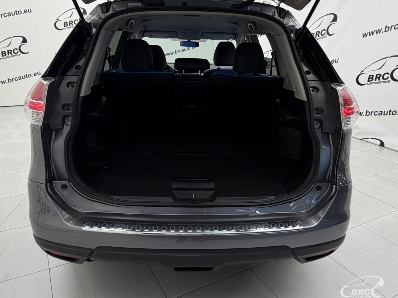 Nissan Rogue | 35