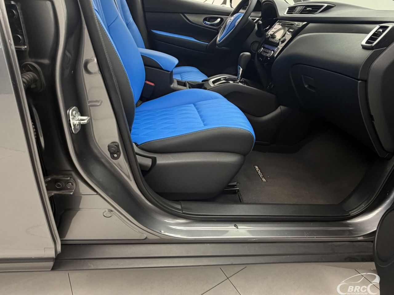 Nissan Rogue | 5