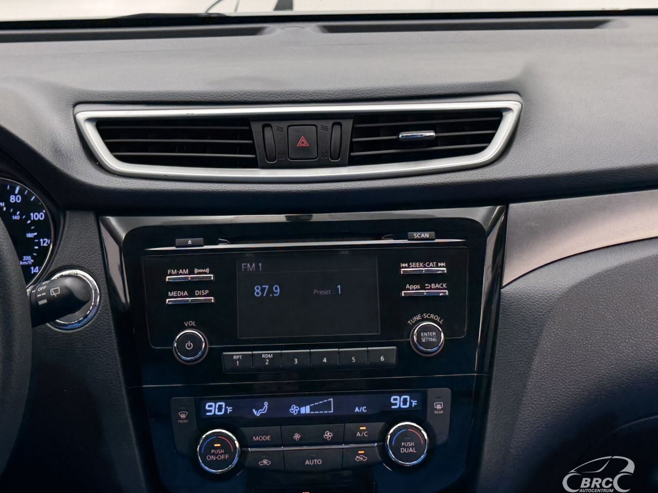 Nissan Rogue | 15