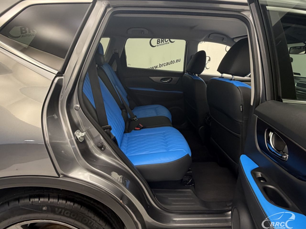 Nissan Rogue | 9