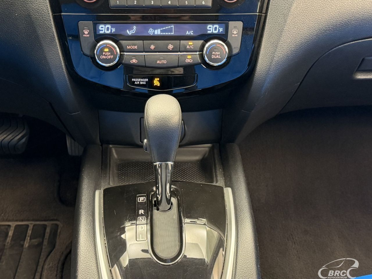 Nissan Rogue | 16