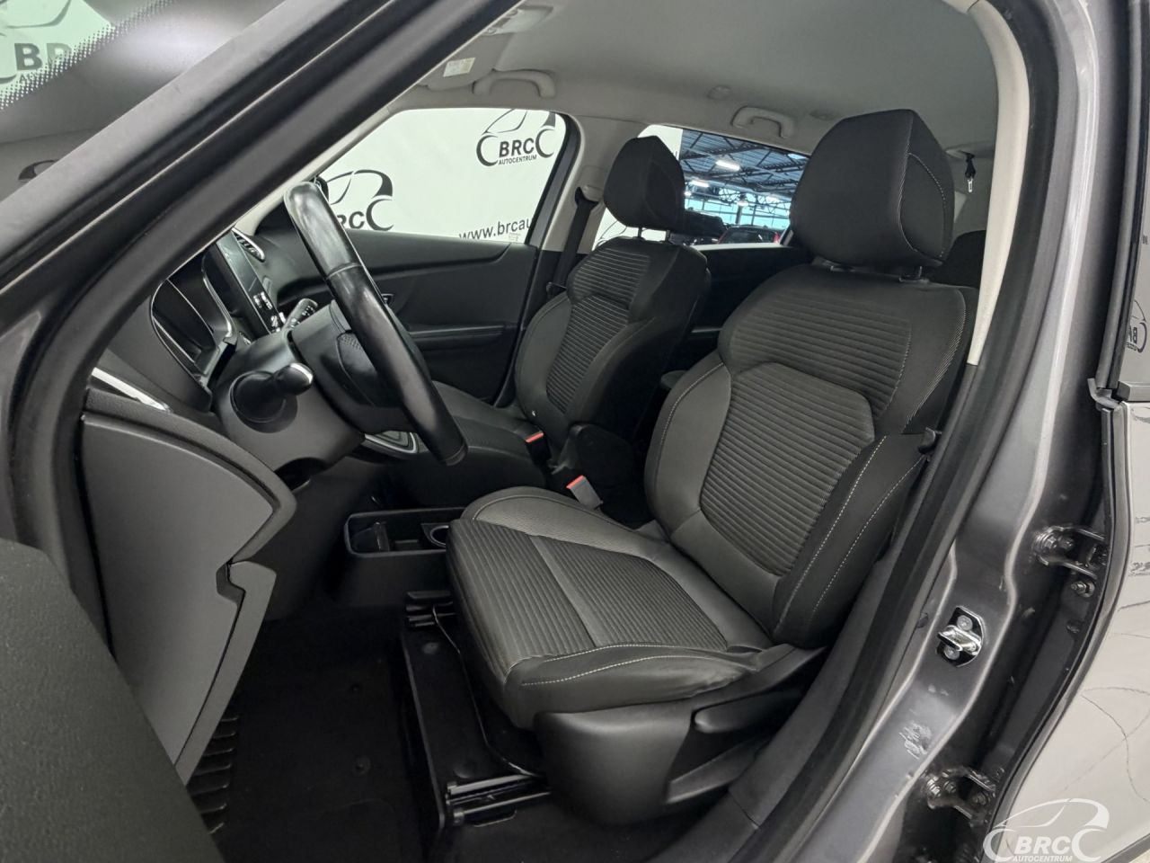 Renault Scenic | 21