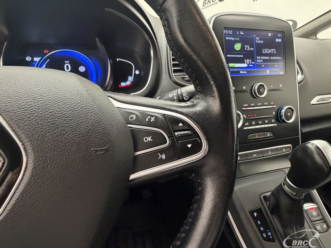Renault Scenic | 25