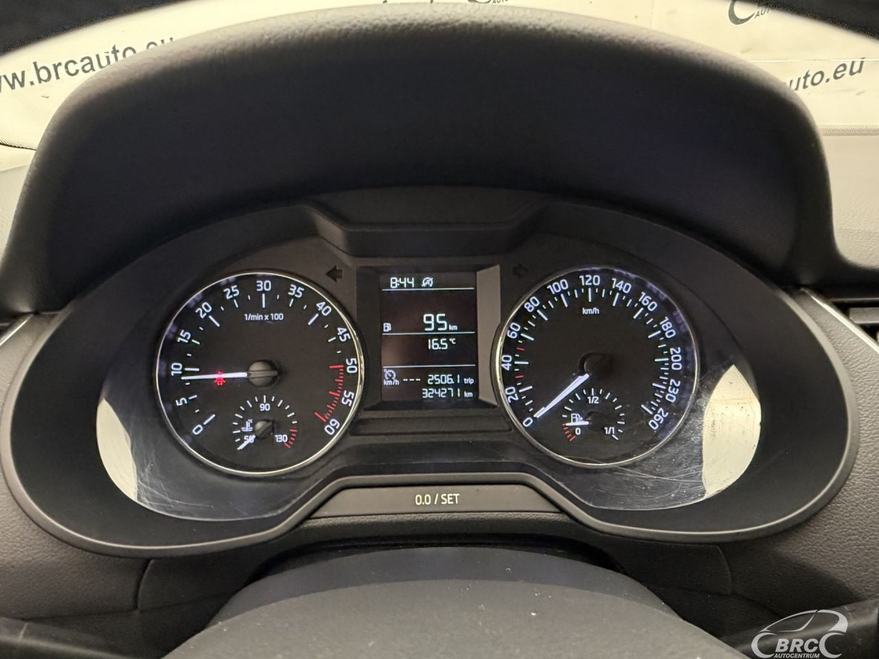 Skoda Octavia | 28