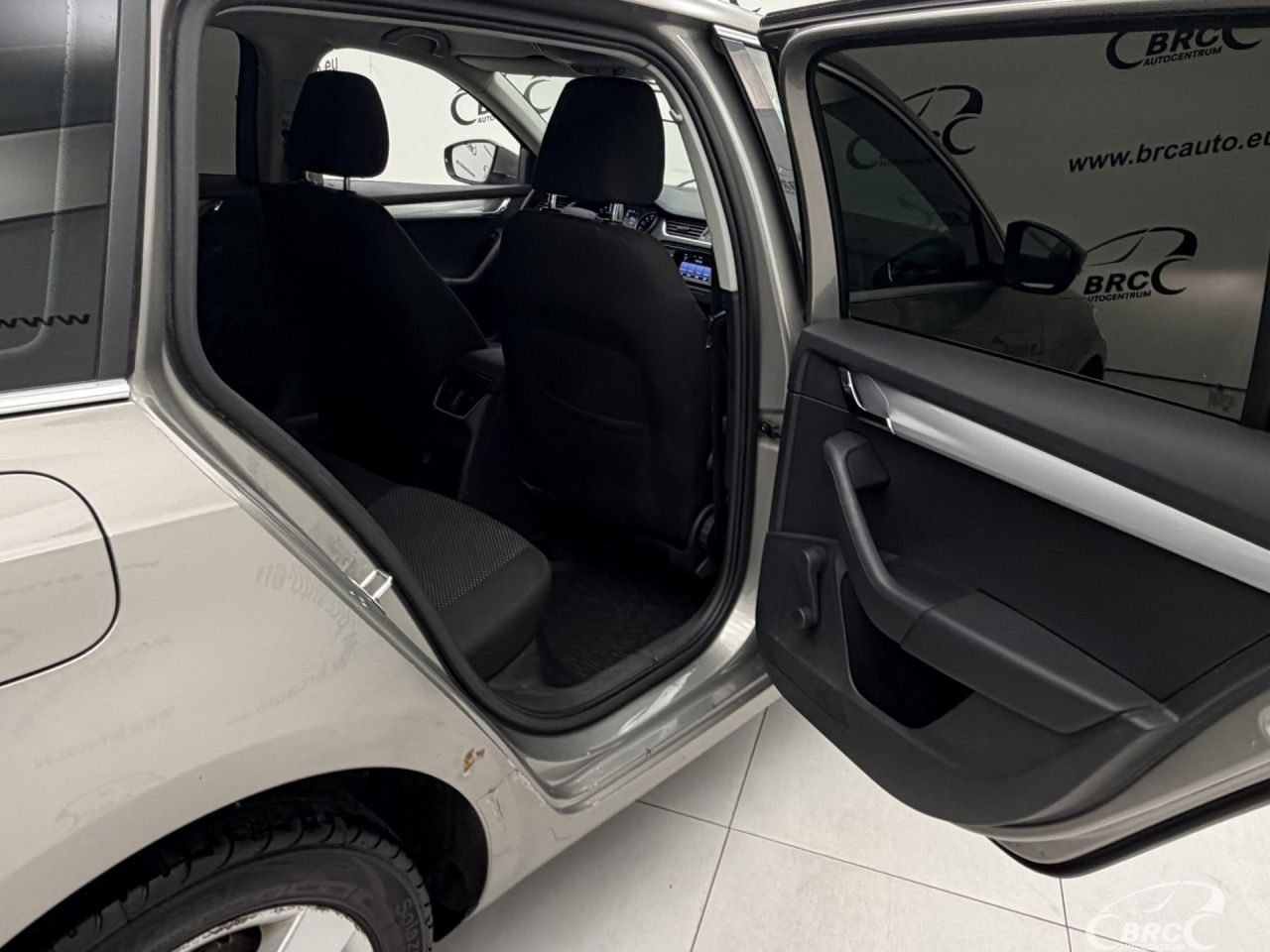 Skoda Octavia | 10