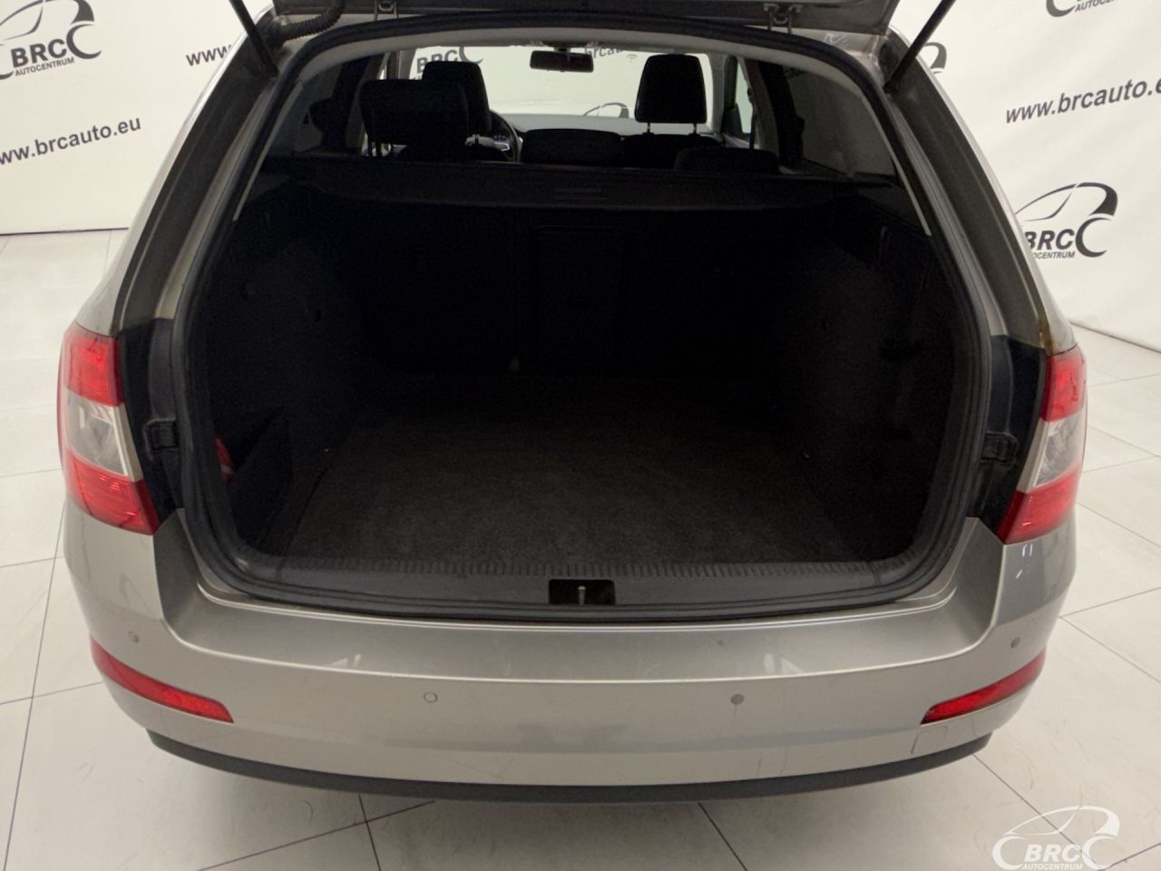 Skoda Octavia | 38