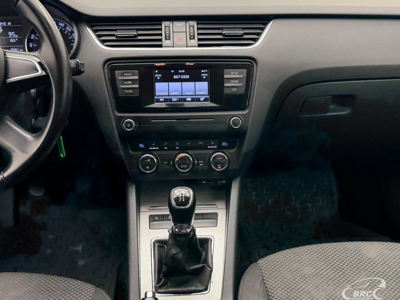 Skoda Octavia | 12