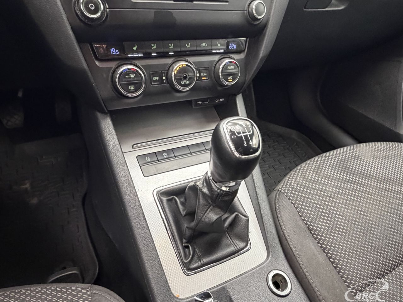 Skoda Octavia | 23