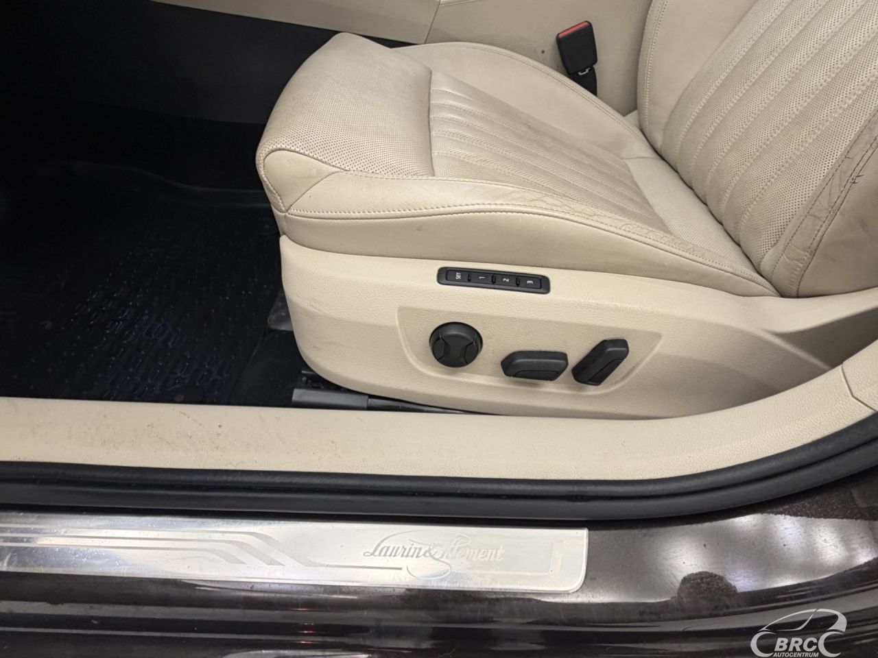 Skoda Superb | 24