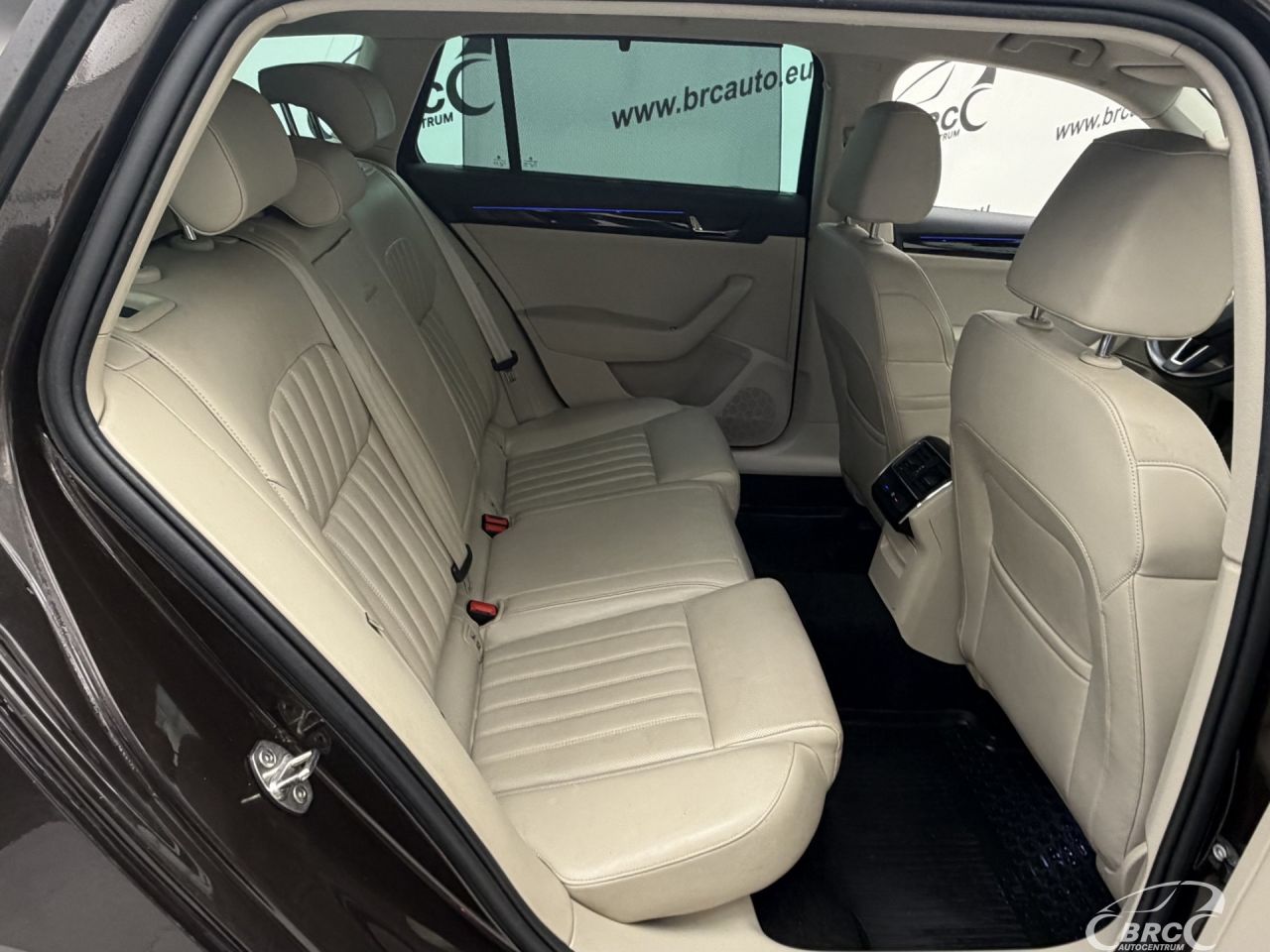 Skoda Superb | 11