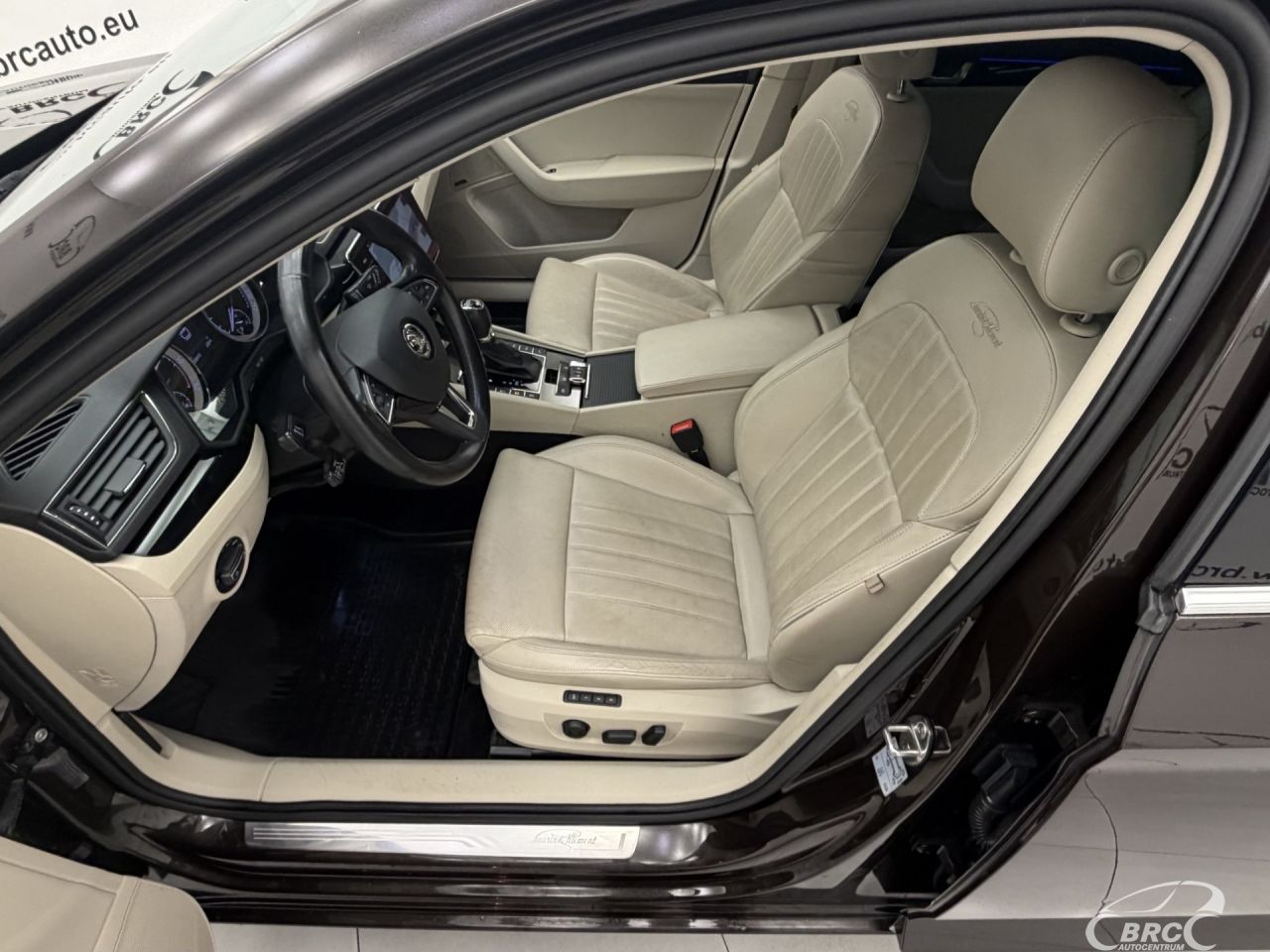 Skoda Superb | 23