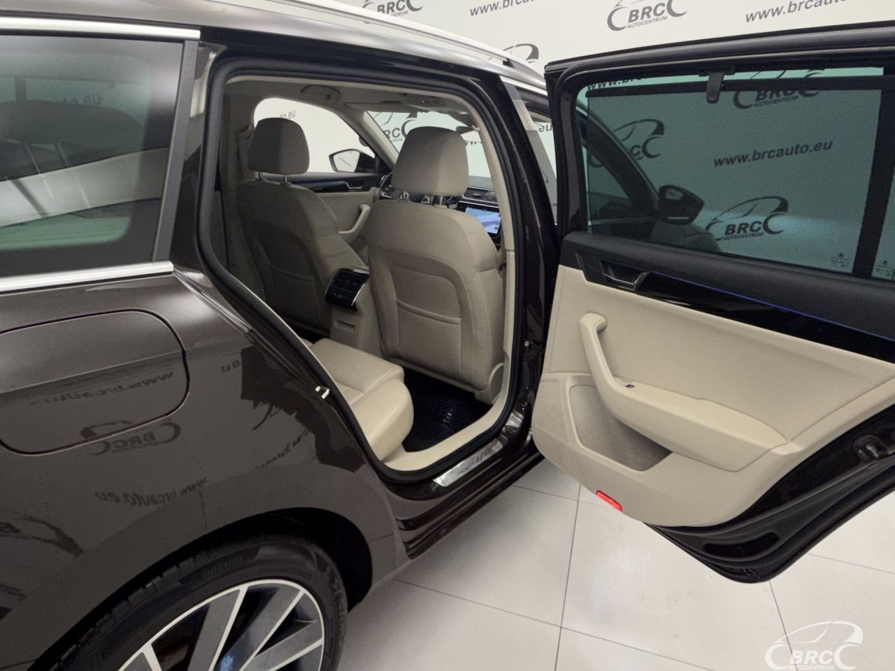 Skoda Superb | 14