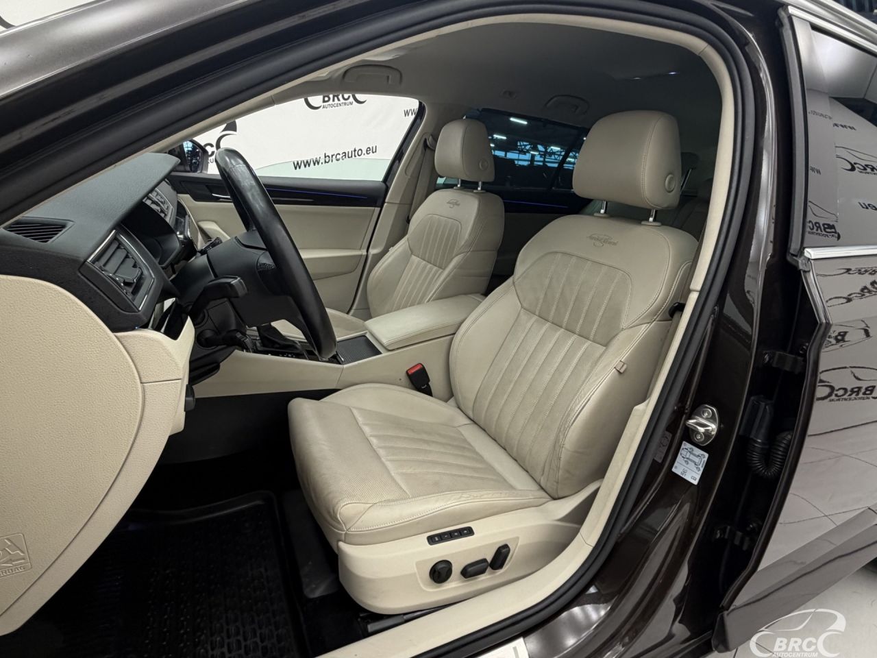 Skoda Superb | 25