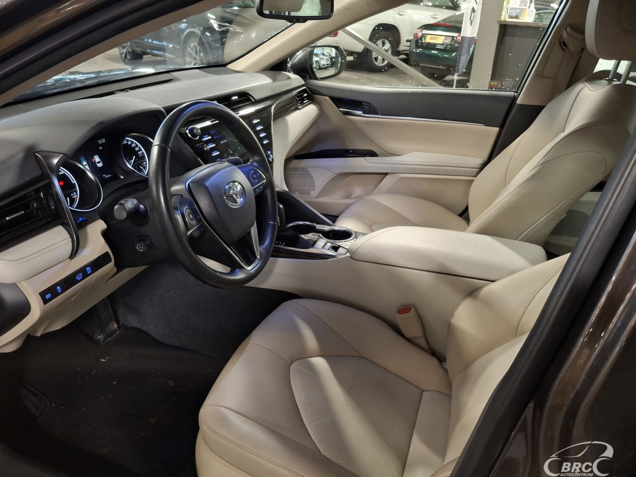 Toyota Camry | 7