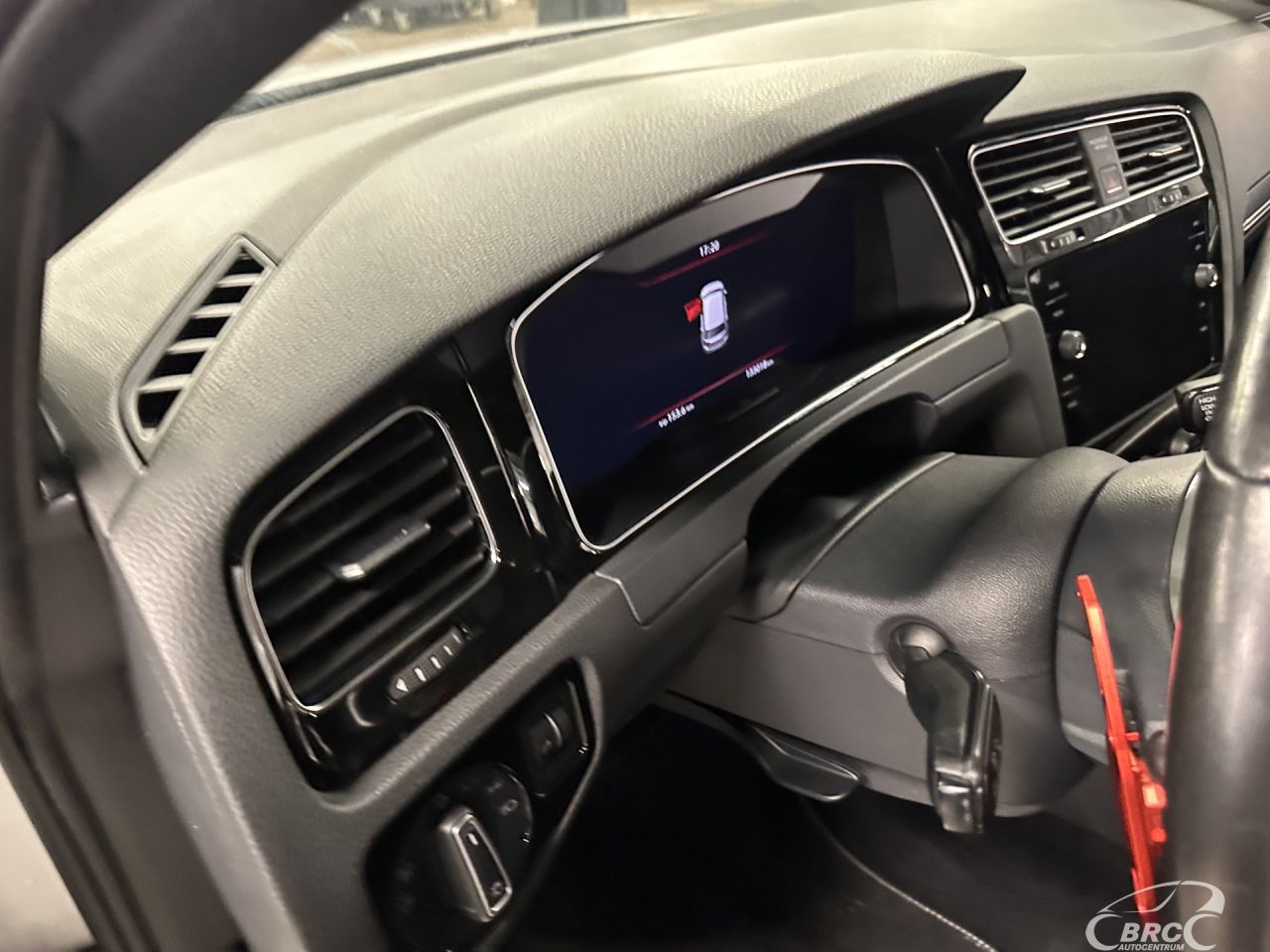 Volkswagen Golf | 8