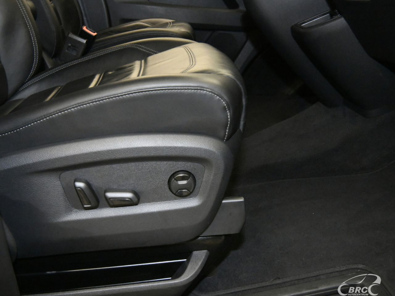 Volkswagen Multivan | 5