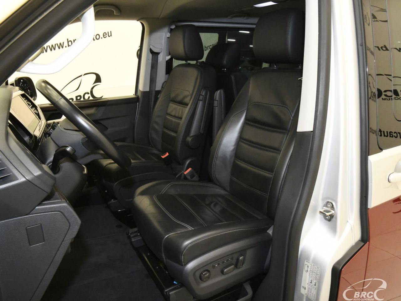Volkswagen Multivan | 22
