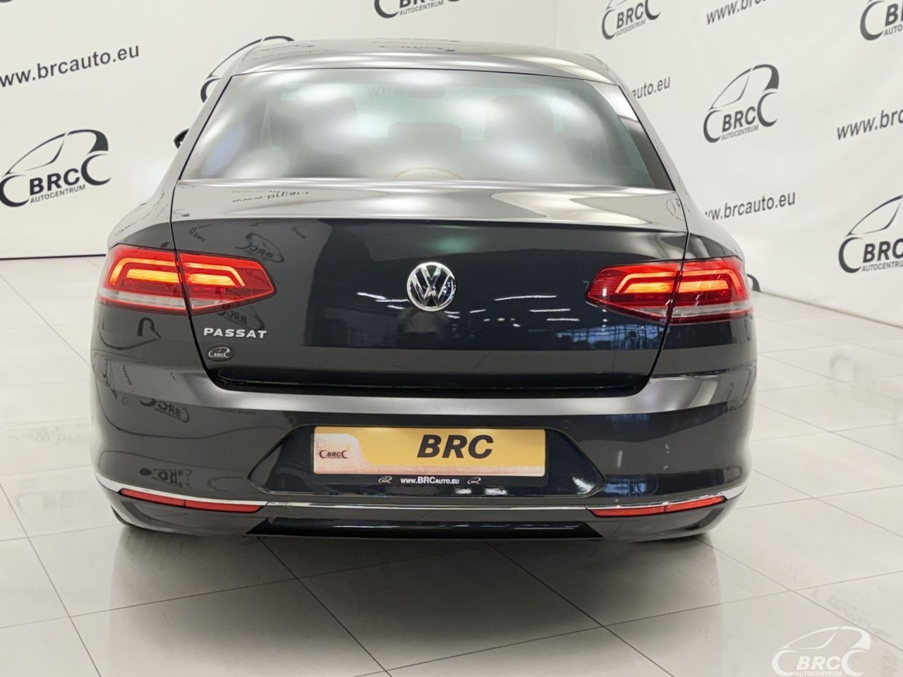 Volkswagen Passat | 45