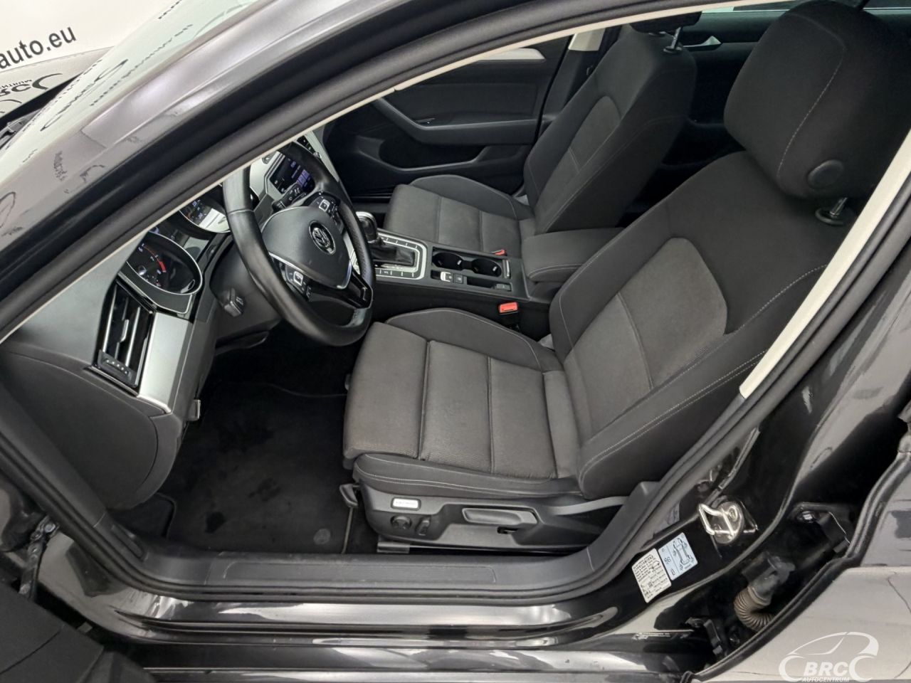 Volkswagen Passat | 21