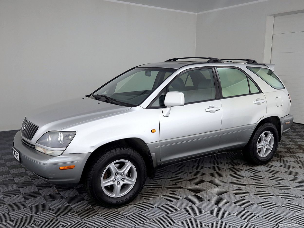Lexus RX 300 | 1