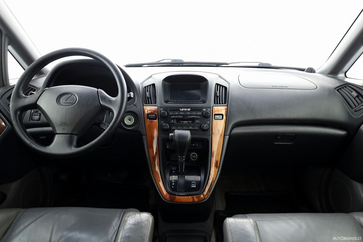 Lexus RX 300 | 4