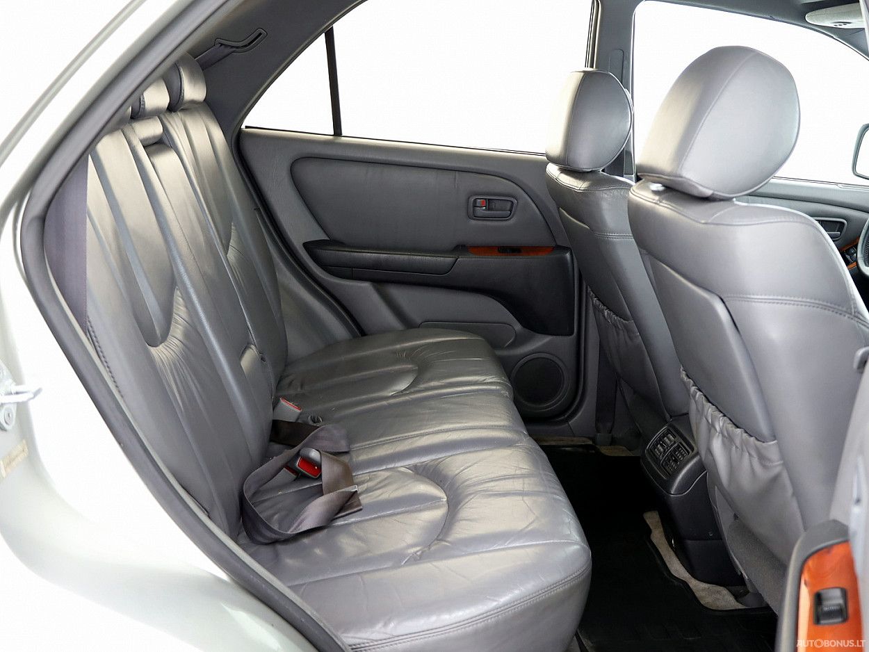 Lexus RX 300 | 6