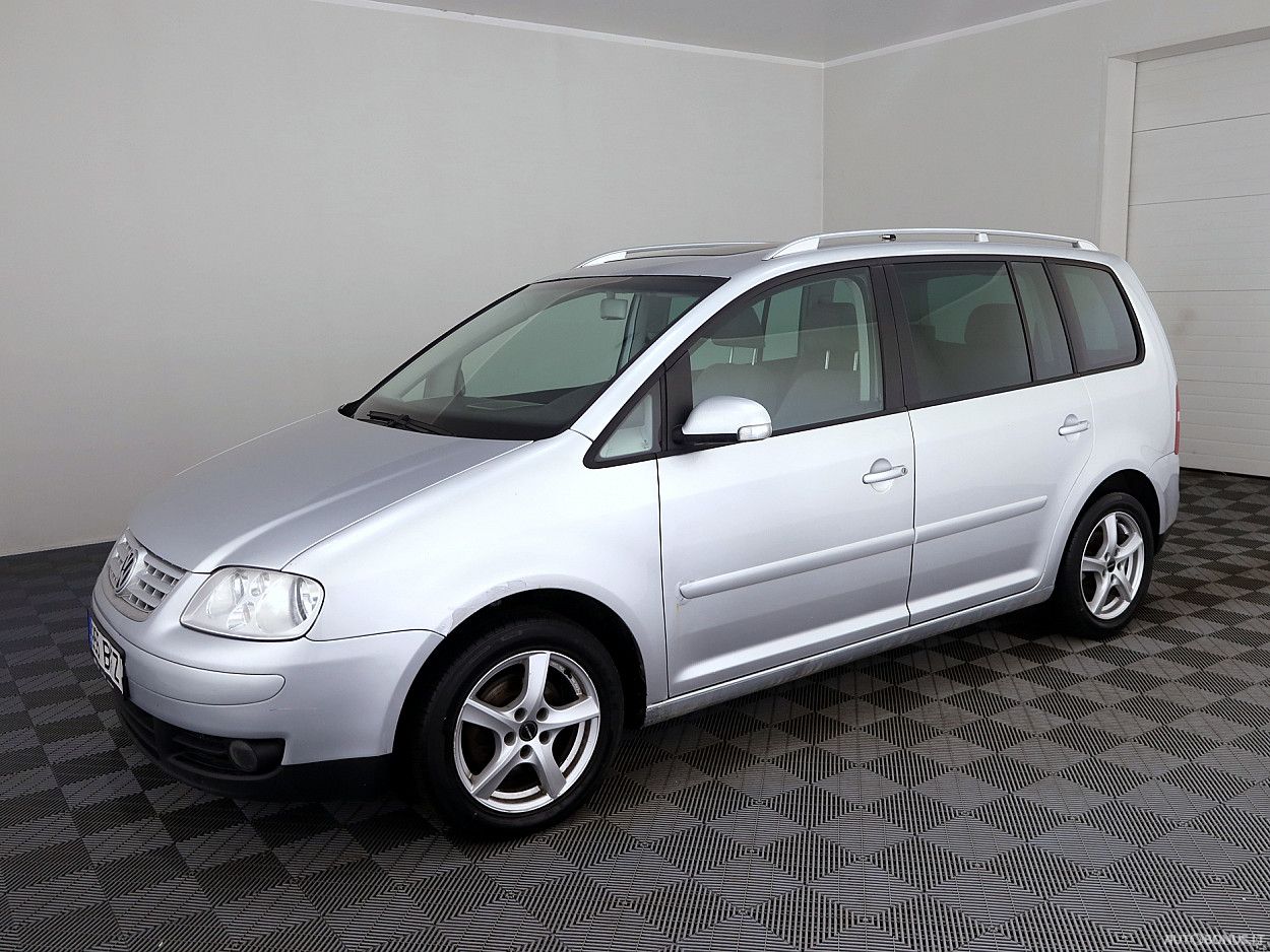 Volkswagen Touran | 1