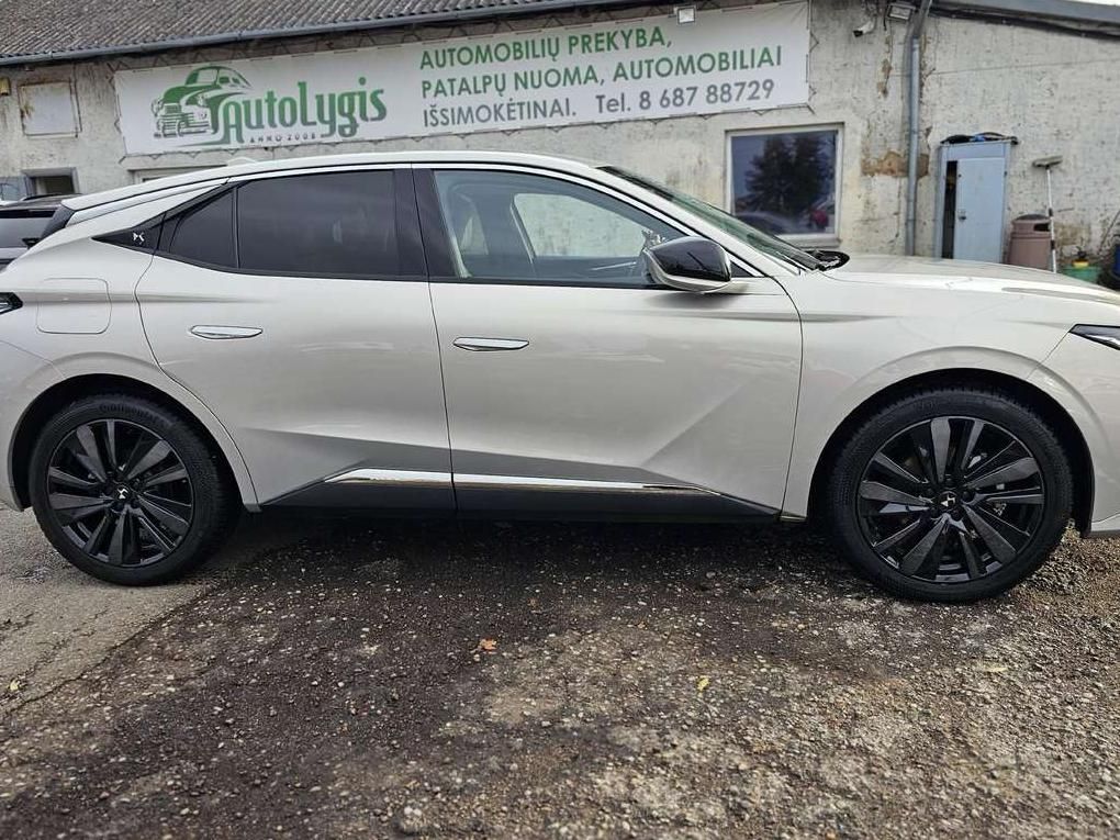 DS Automobiles DS4 | 4