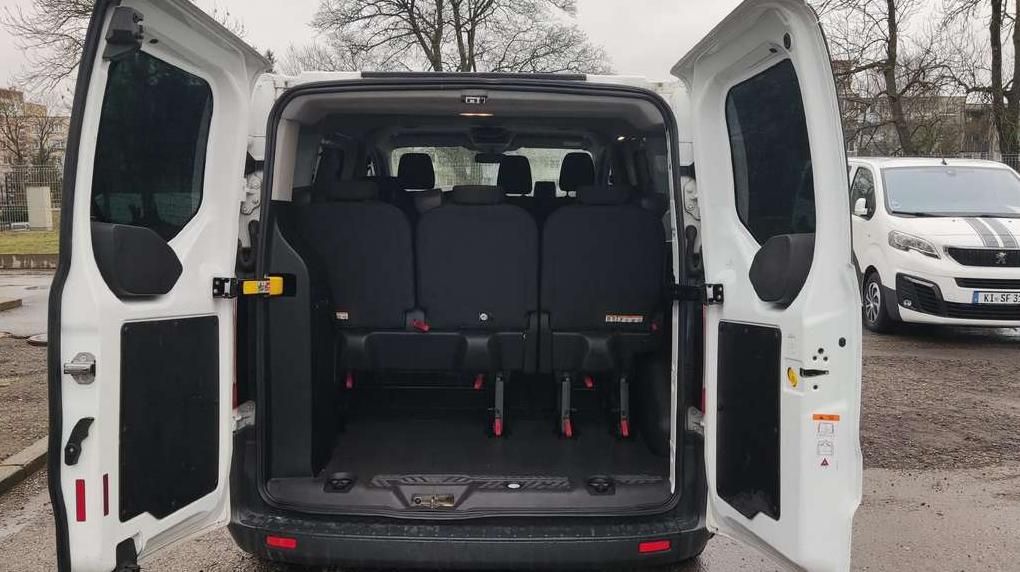 Ford Transit | 9