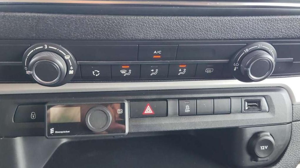 Peugeot Traveller | 23