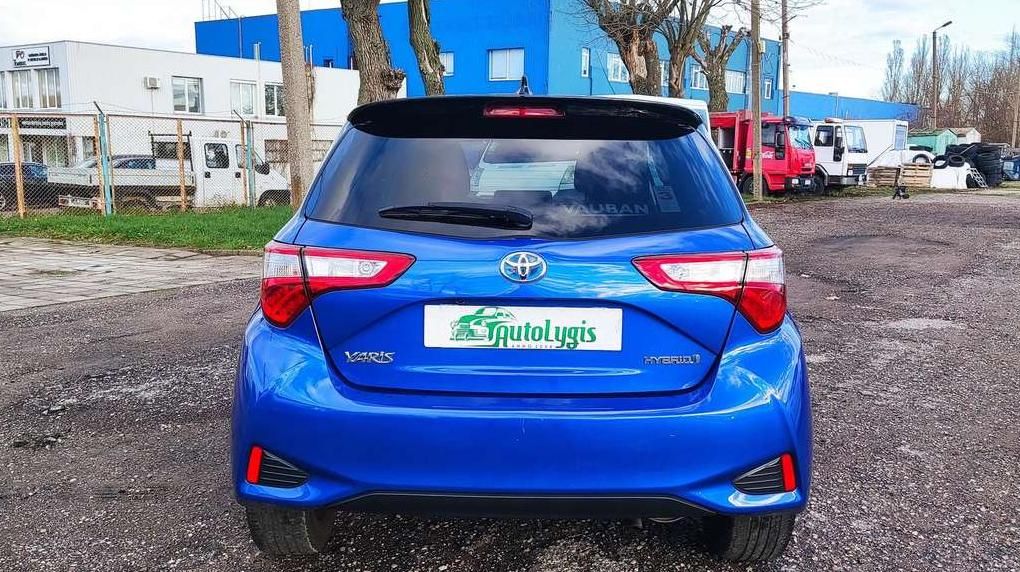 Toyota Yaris | 11
